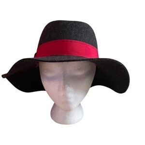 Cristiys crown collection Elegante Gray Hat with Red Band
